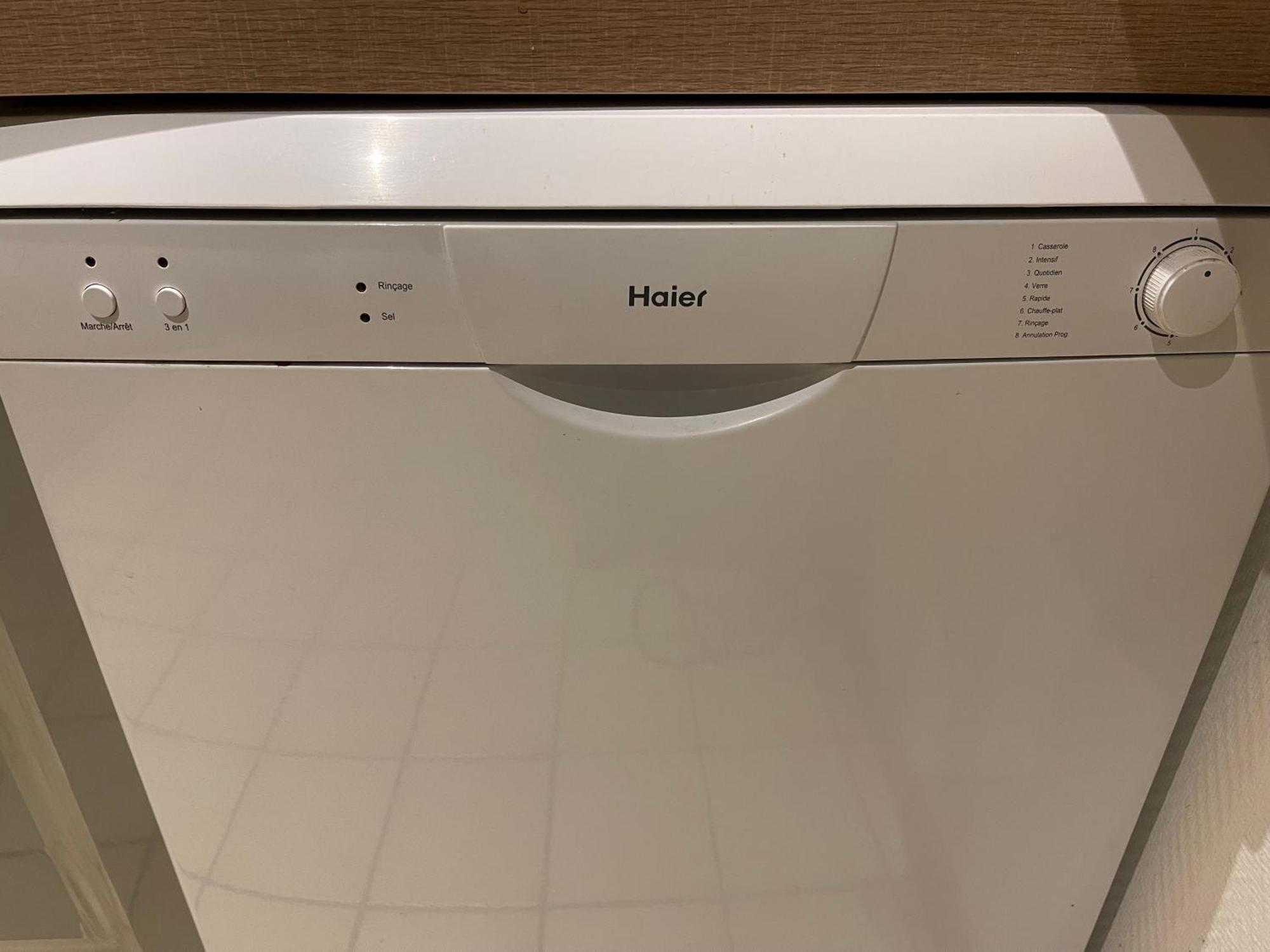 09 Chic & Cosy Grand Appart 4 Pieces 75M2 Hypercentre Wifi Smart Tv Netflix سانت إتيان المظهر الخارجي الصورة